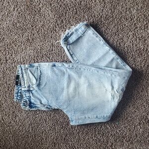 FASHION NOVA Womens Crossover Ripped Boyfriend Jeans